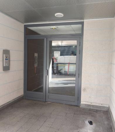 ENTRÉE IMMEUBLE SAS LYON
